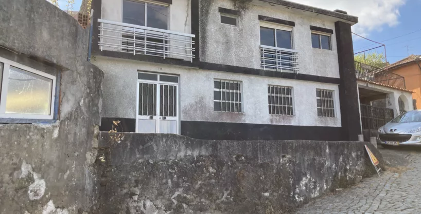 casa, oliveira do douro